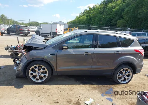 2013 Ford Escape Titanium from USA, damaged, VIN 1FMCU9J97DUD83237